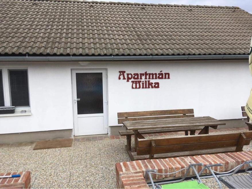 Apartmany Zajecak Zaječí Exteriör bild