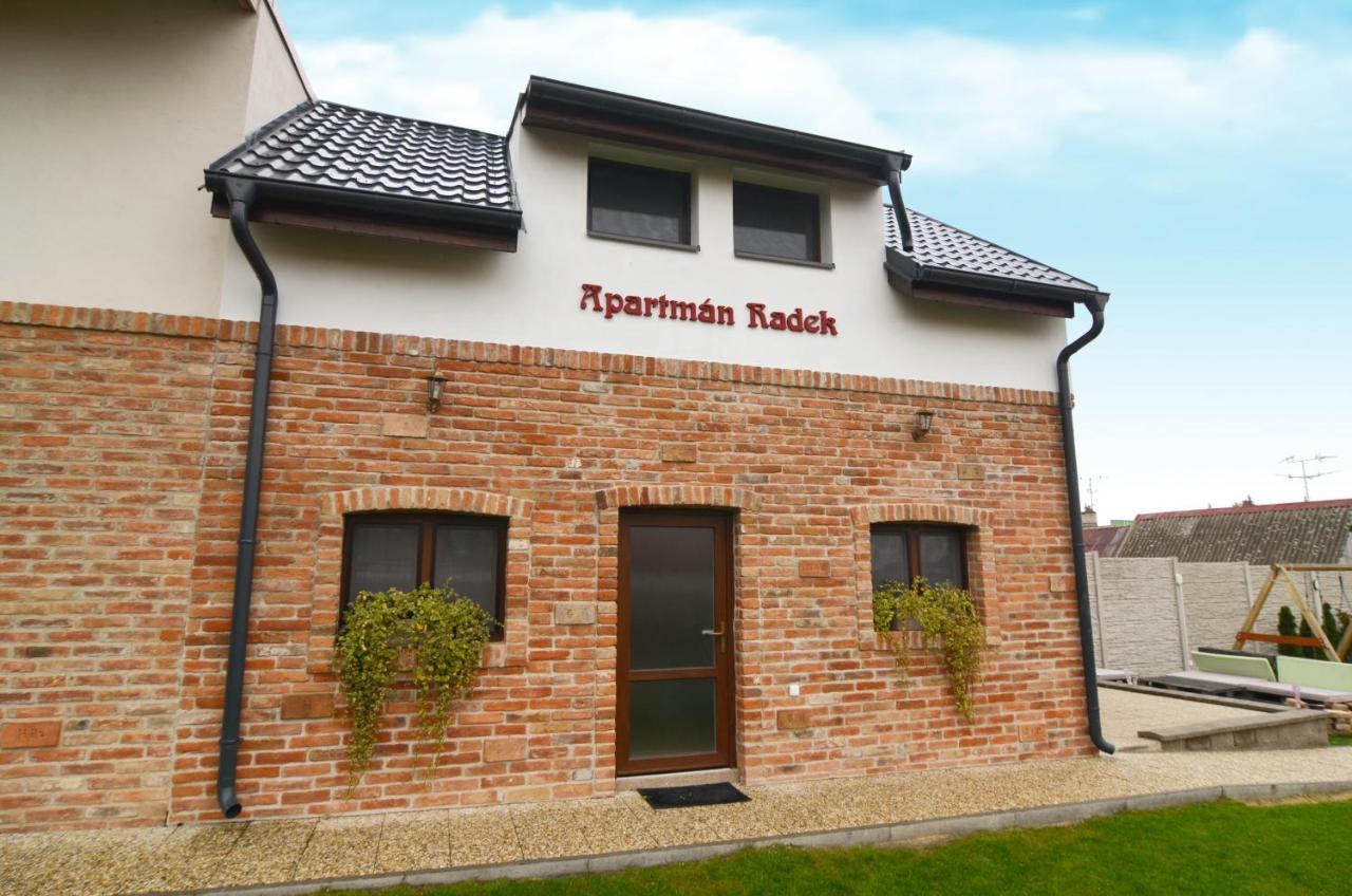 Apartmany Zajecak Zaječí Exteriör bild
