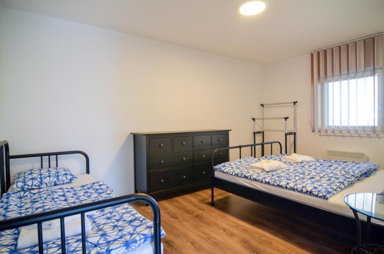 Apartmany Zajecak Zaječí Exteriör bild